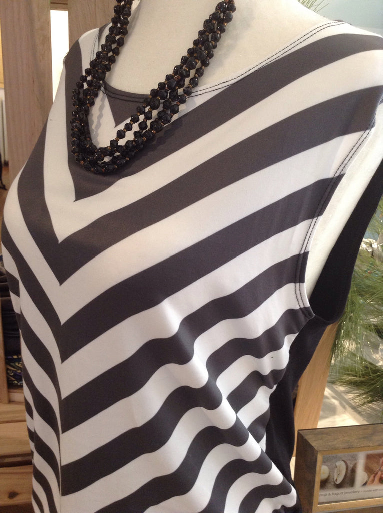 Diagonal Loose Fitting Long Tank