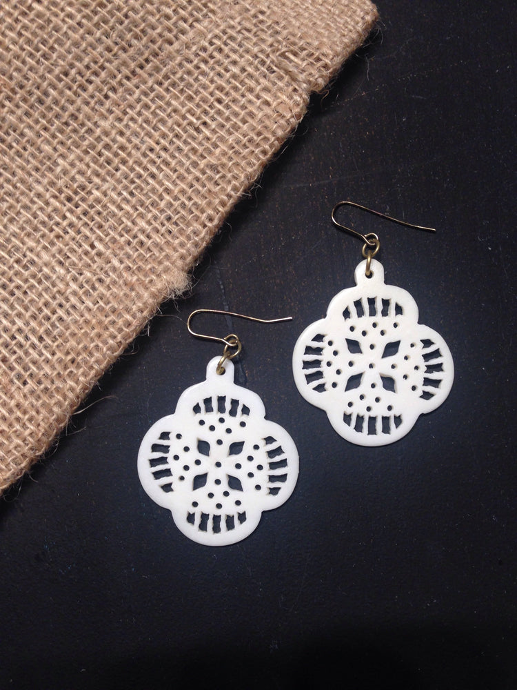 Cream Lace Earrings