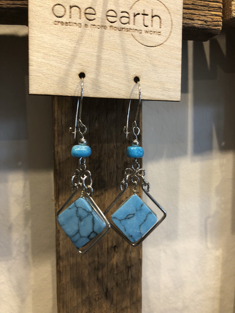 Pulu Earrings