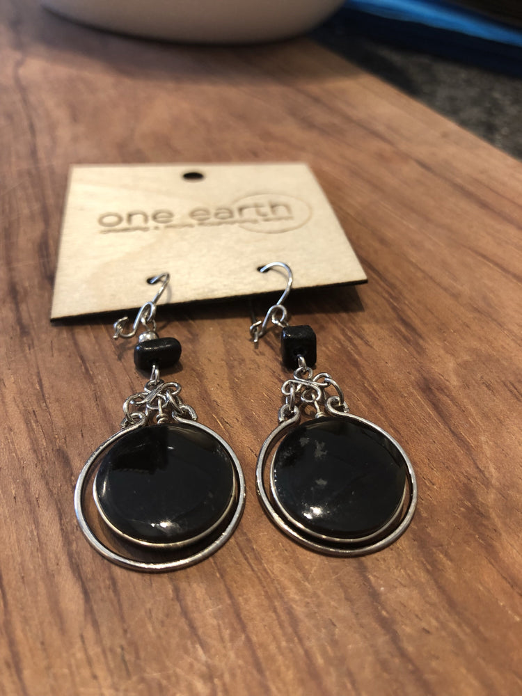 Pili Earrings