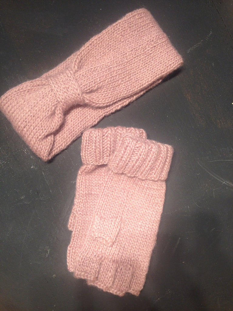 Ballet Gloves